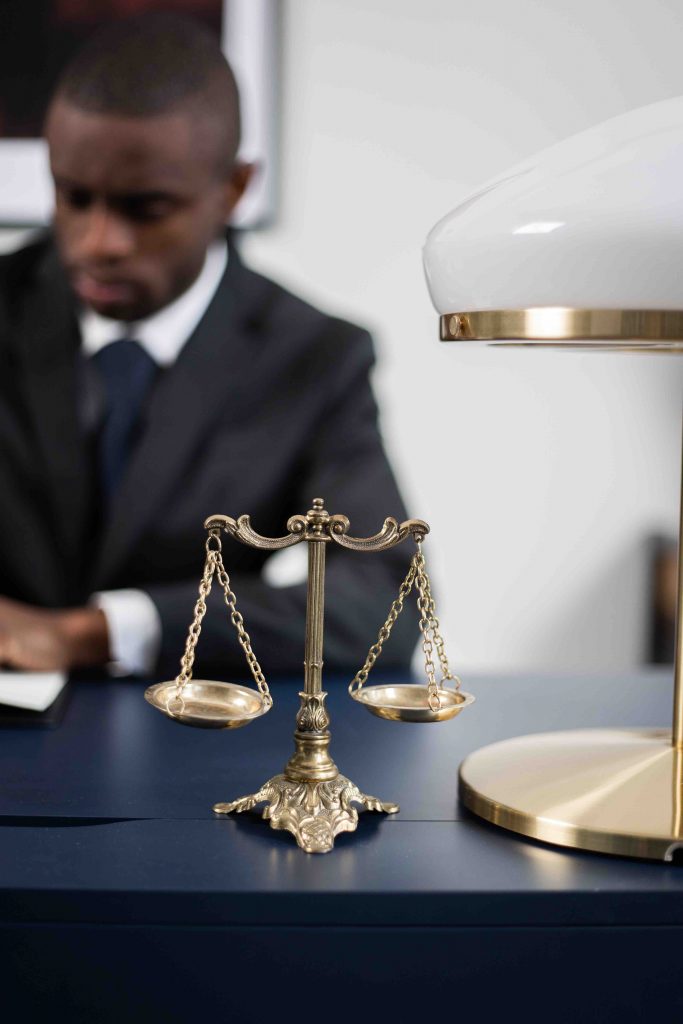 Avocat travaillant, besoin d'un site internet